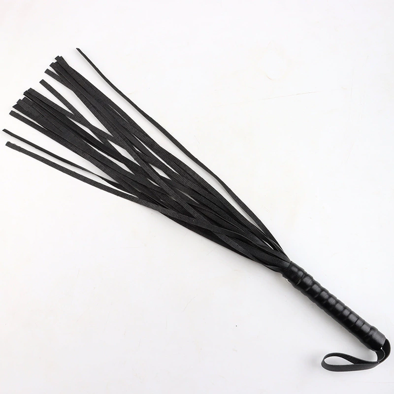 Sm fun men and women use whips to punish and train couples to flirt sp tools loose whips to tie up and have fun