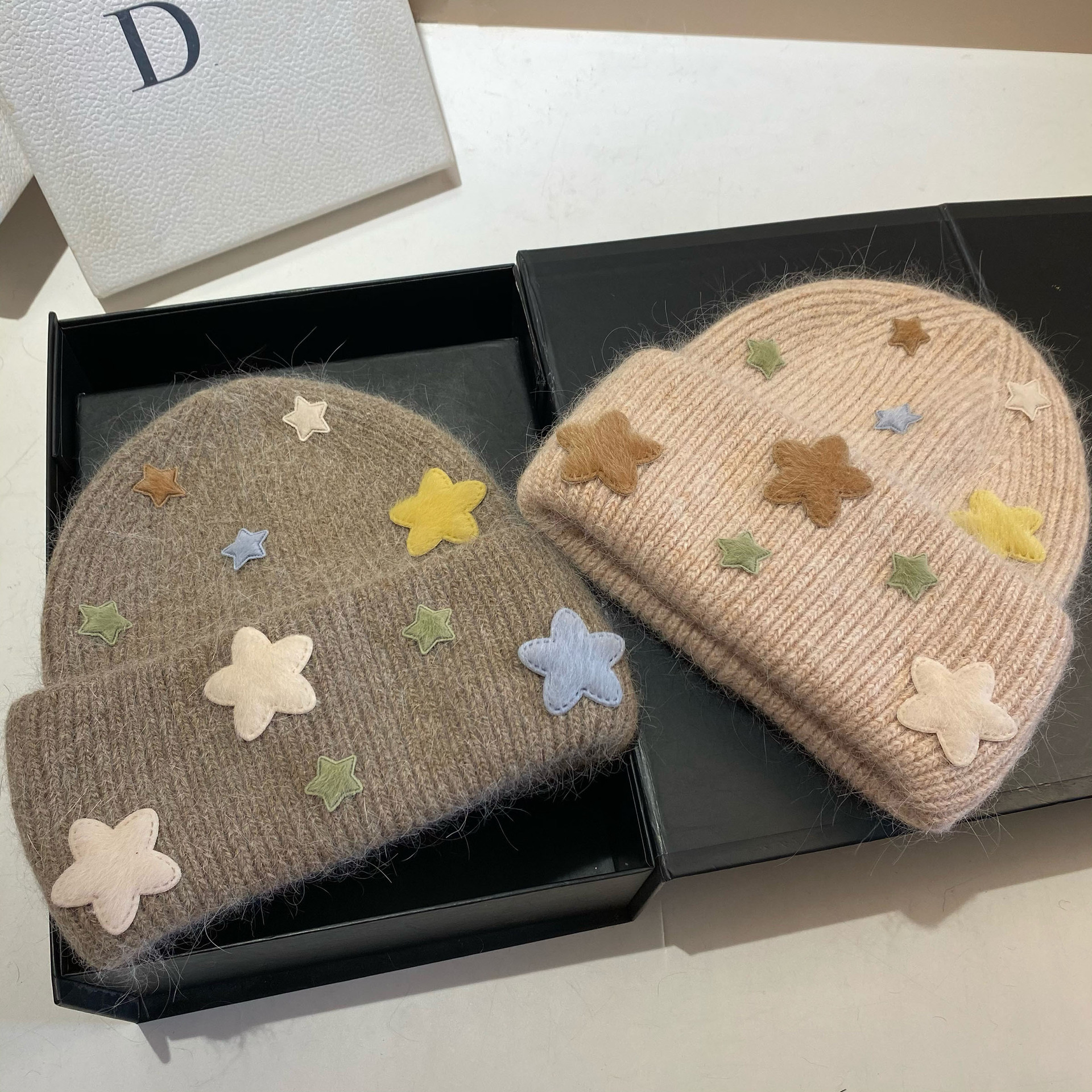Gorro beanie de punto para mujer de pelo de conejo invierno_voghion.com