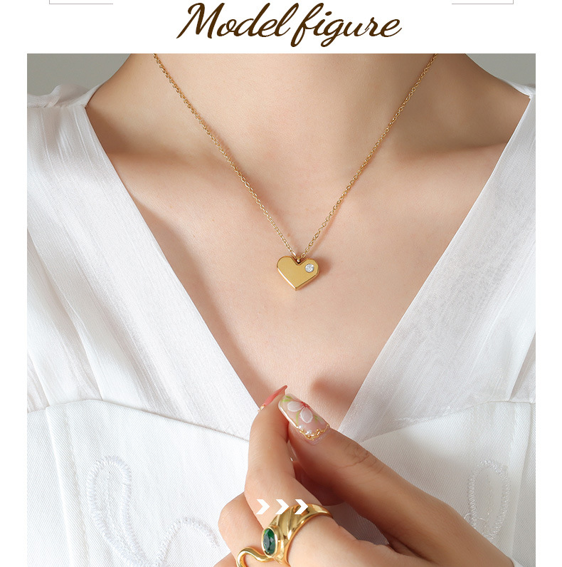 Fashion Heart Shape Titanium Steel Necklace Inlay Zircon Stainless Steel Necklaces