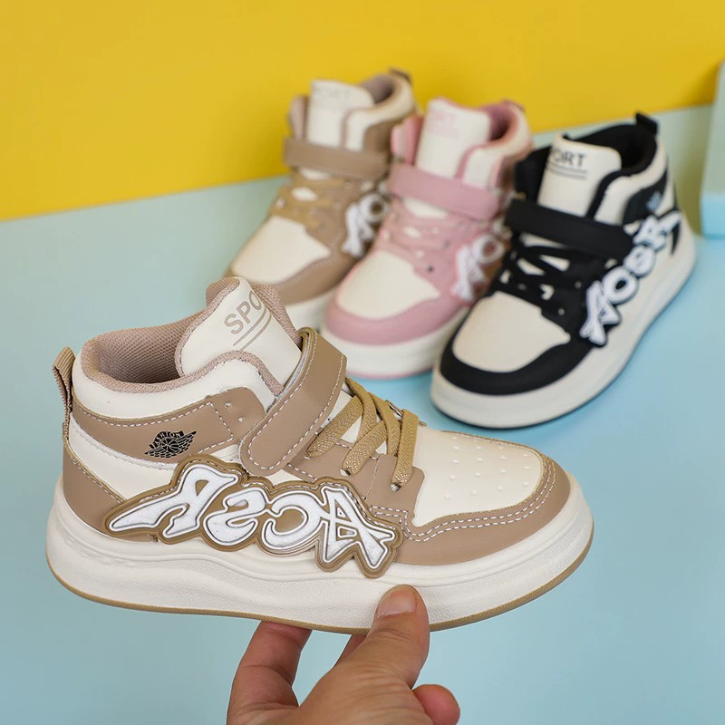 Детские кроссовки 2023 Зимняя новая обувь для мальчиков Большая детская Баскетбольная обувь Обувь для девочек на флисовой подкладке Модные высокие кроссовки