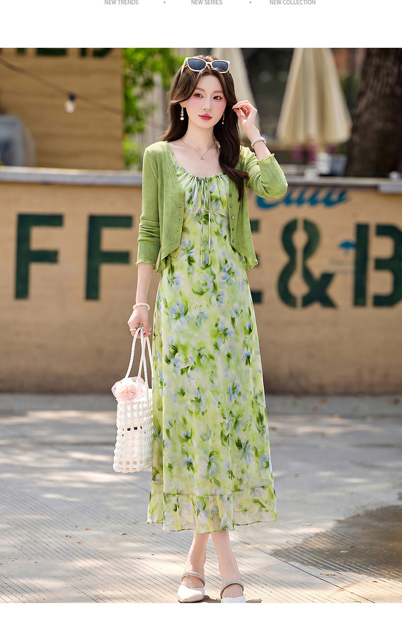 Bộ váy hai dây kèm áo khoác cardigan họa tiết hoa nhí dáng chữ A — Màu hồng, xanh lá cây chi tiết 21