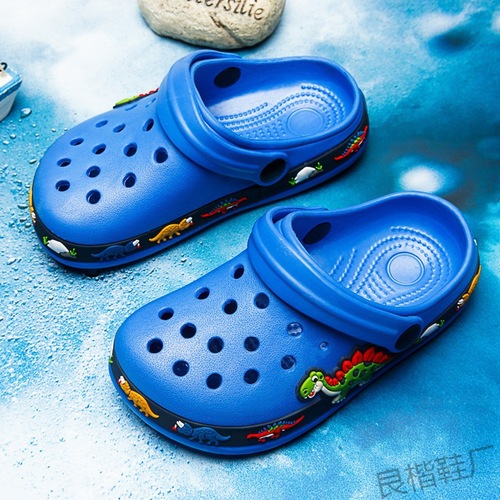 Jinjiang factory  cross-border foreign trade summer children's perforated sandals cool slippers cartoon beach shoes for men and women with upturned top