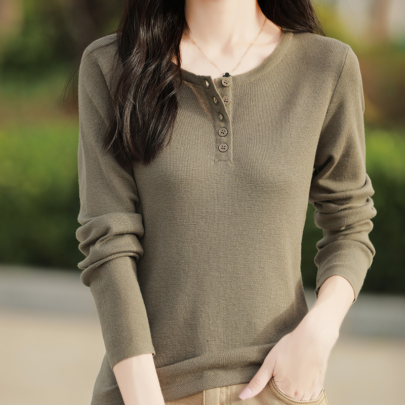 Autumn woolen knitted sweater with a round collar