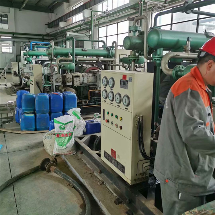 空压机冷却器清洗4_副本