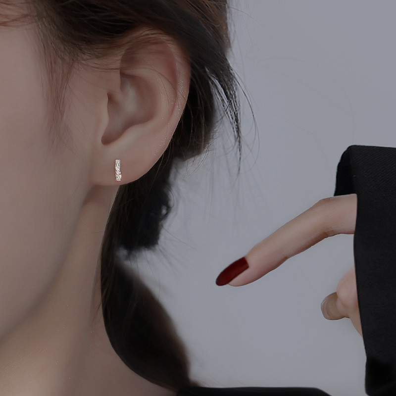 Patterned Bar Stud Earrings For Women In Sterling Silver Jewellery_voghion.com