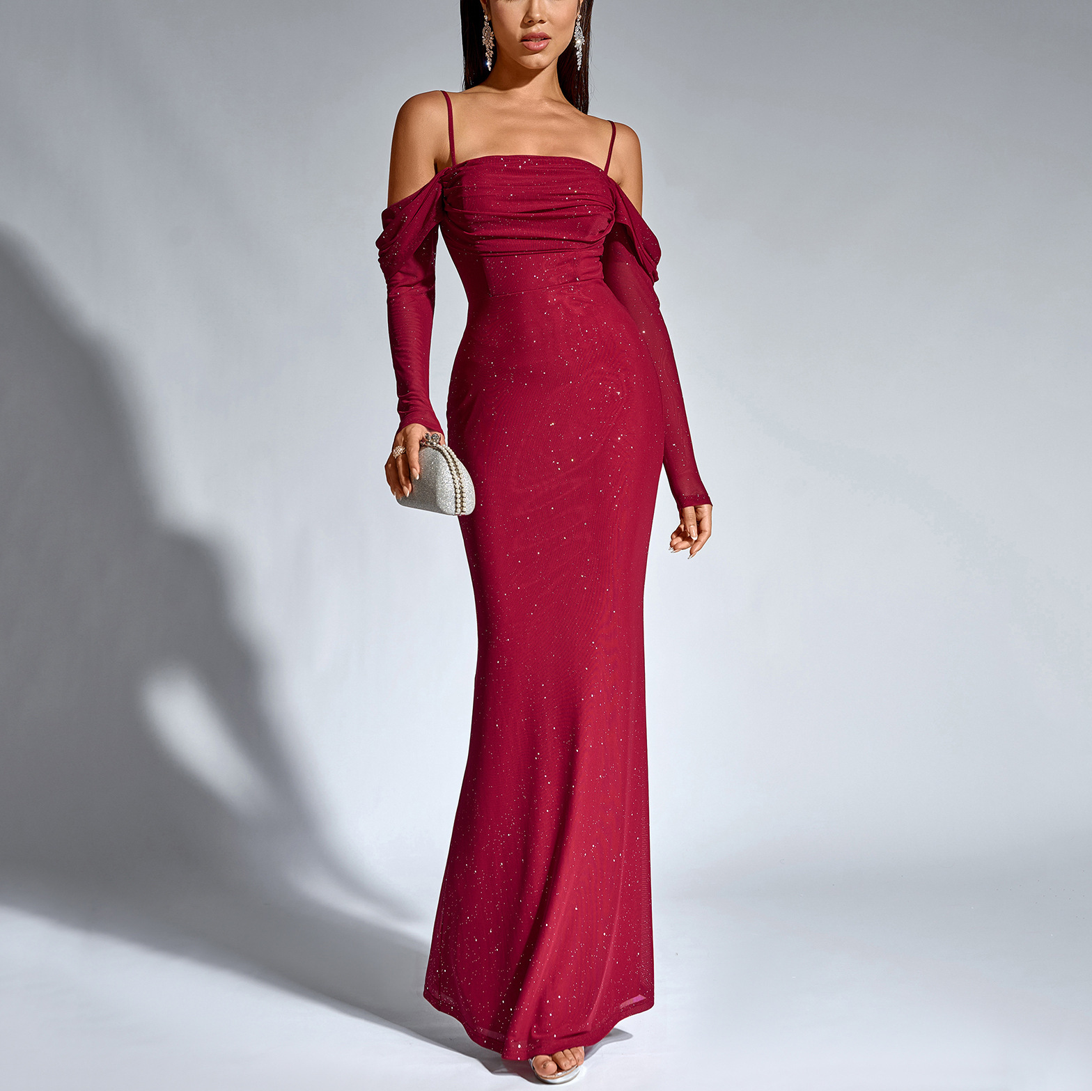 Damenbekleidung Herbst/Winter Europäischer Stil Schulterfreies Kleid Elegantes, figurbetontes Abendkleid mit puderbesetztem Mesh_voghion.com