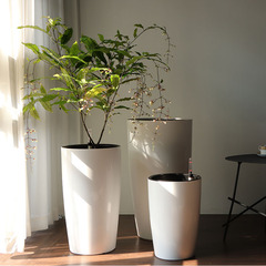 メーカー直供北欧植木鉢自動吸水大口径円形着地プラスチック北欧植木鉢卸売り