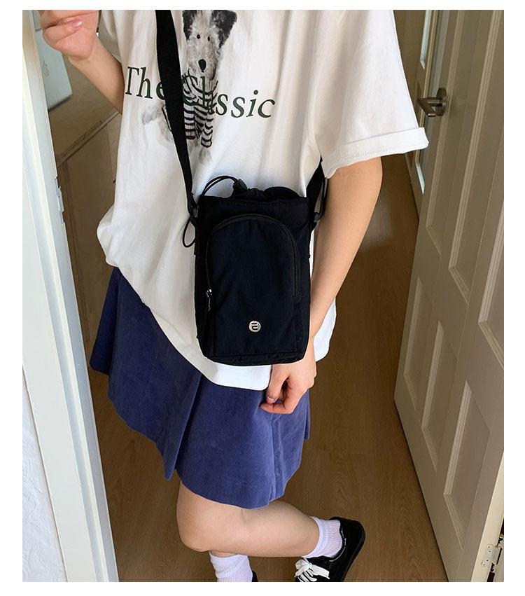 Outdoor portable casual mini single-shoulder bag, simple and versatile drawstring bucket bag, Korean style Instagram niche crossbody women's bag undefined