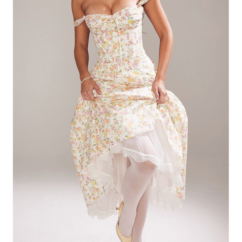 European and American Autumn New Sweet Spicy Vacation Slim-fit Digital Printing Sling Lace Large Swing High-grade dress