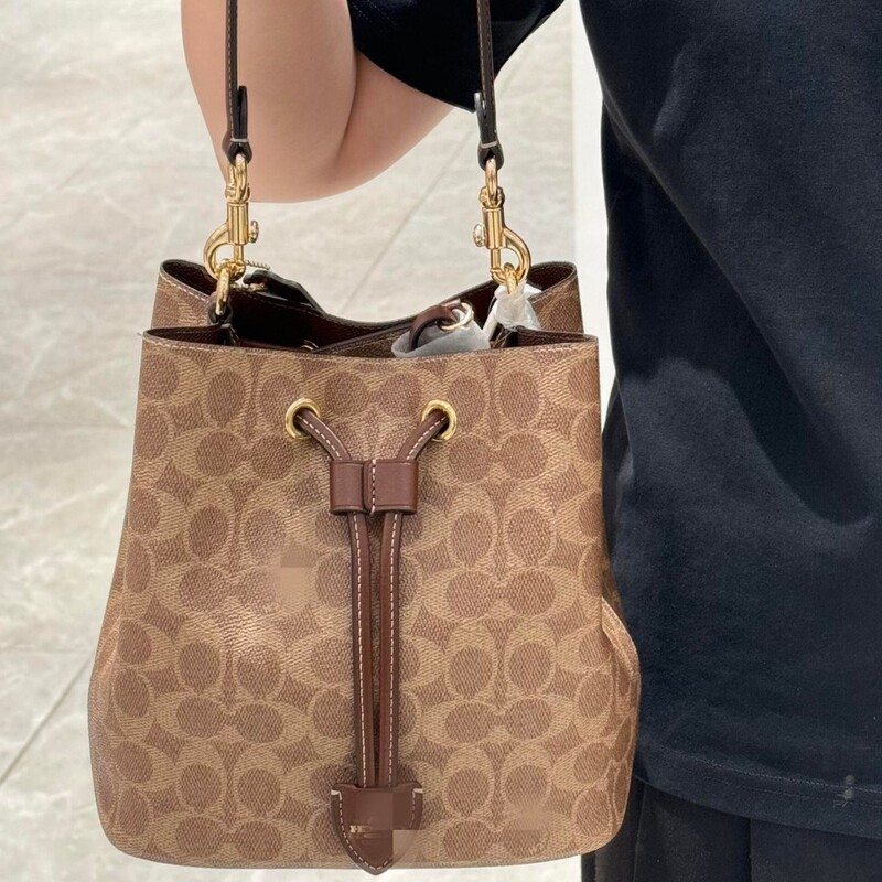 Kou C Brand 2025 New Rowan Vintage Monogram Drawstring Bucket Bag Large Capacity Underarm Bag Single Shoulder Crossbody Bag for Women Kou C Brand 2025 New Rowan Vintage Monogram Drawstring Bucket Bag Large Capacity Underarm Bag Single Shoulder Crossbody Bag for Women