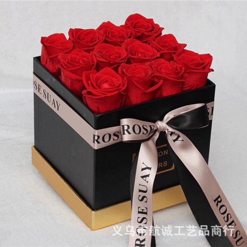 Caja de flores cuadrada oro empalme jabón caja de regalo de flores caja de embalaje de regalo de tres piezas combinación caja de acompañante