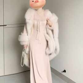 甜美蕾丝爆款连衣裙女冬千金穿搭内搭鱼尾裙新年战袍收腰长裙