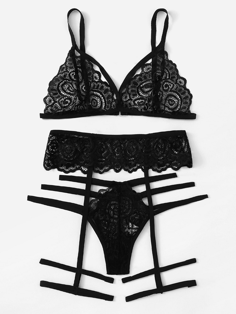 Three Point Lace Lingerie Set Image 4