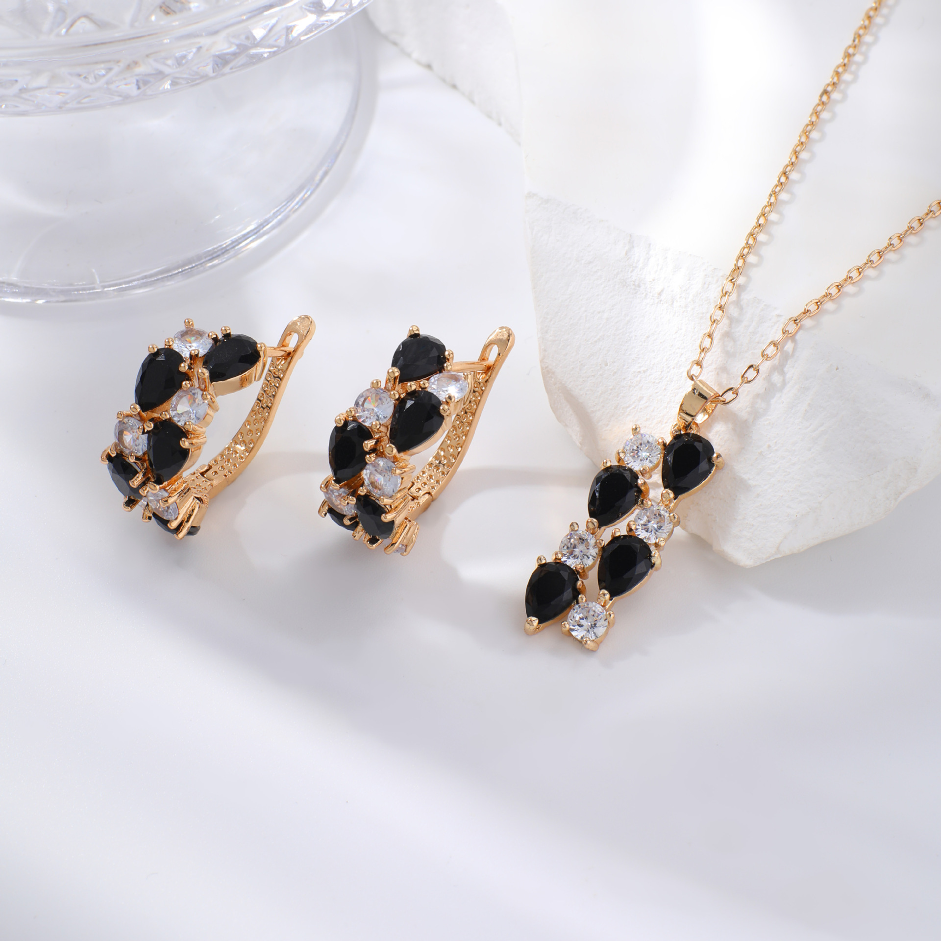 Kashi joyería traje Mona Lisa circón collar pendientes colorido collar pendientes conjunto de dos piezas al por mayor femenina