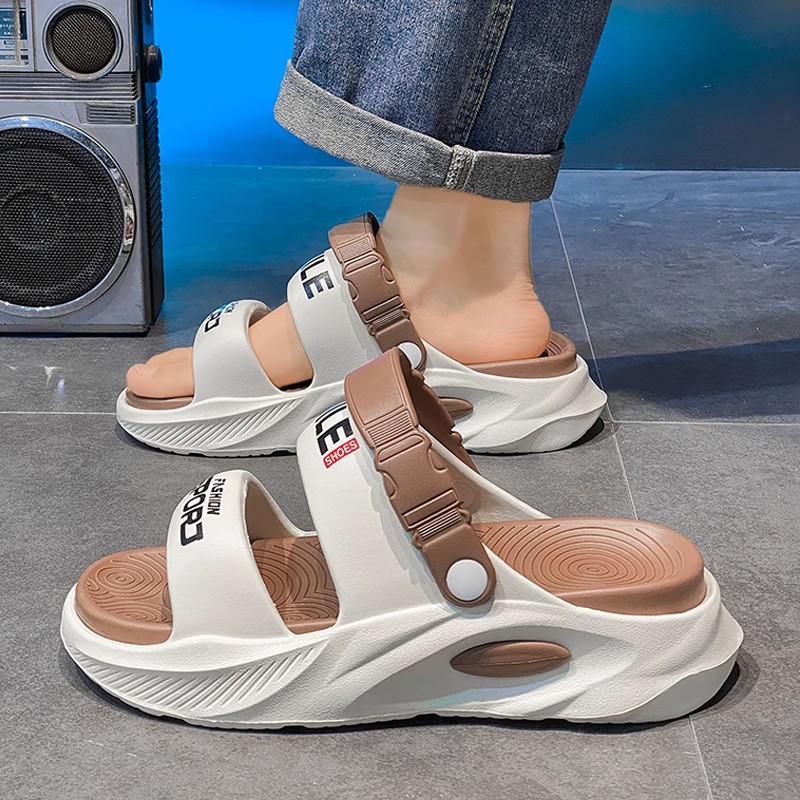 Zapatillas de playa de suela gruesa transfronteriza verano para hombres 2025 nuevo estilo exterior de doble uso de suela blanda conducción antideslizante de una pieza