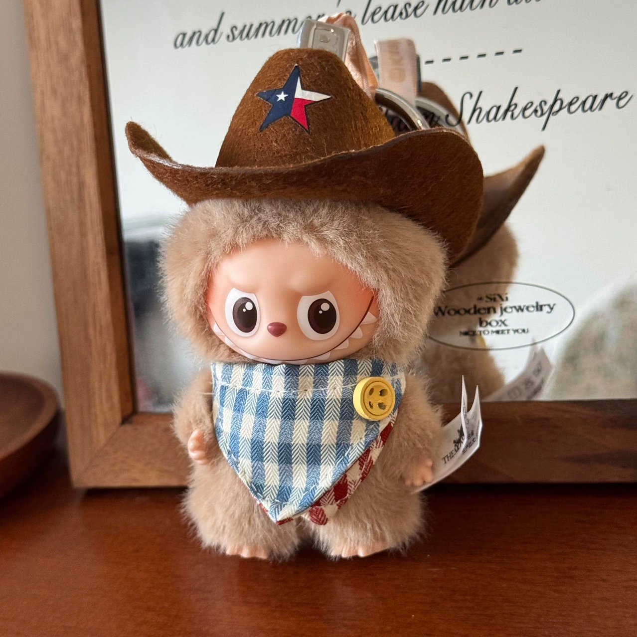 Fourth Generation Labubu Doll Clothes, Doll Outfits with Glasses, Labubu Doll Small Clothes