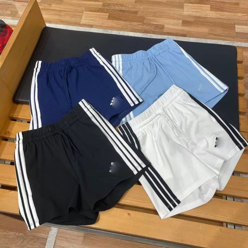 Classic Sports Casual Shorts 2026 Summer New Fashion Slimming Three-Stripe Shorts Women's Running Fitness Pants Classic Sports Casual Shorts 2026 Summer New Fashion Slimming Three-Stripe Shorts Women's Running Fitness Pants