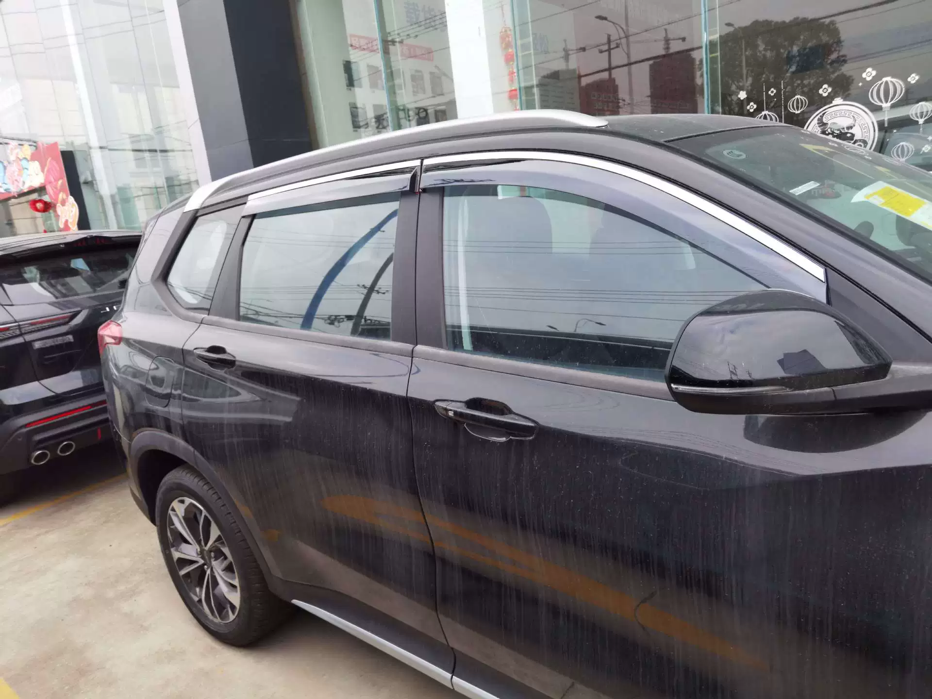 Подходят к 2022 SAIC Chase MIFA6 Yulu Shock, нержавеющая сталь Rainbrows украшение стальной показывающий файл
