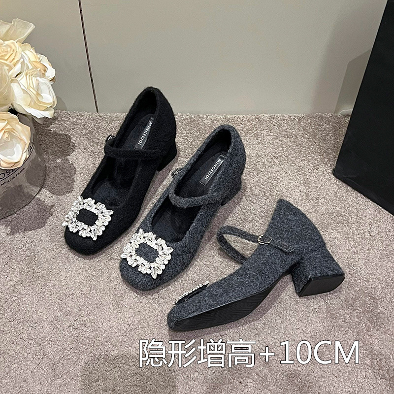 2026 nuevos zapatos franceses de tacón ultra-alto de mujer con botón cuadrado de diamante de terciero zapatos de cabeza cuadrada zapatos de mujer de tacón grueso tamaño pequeño 33