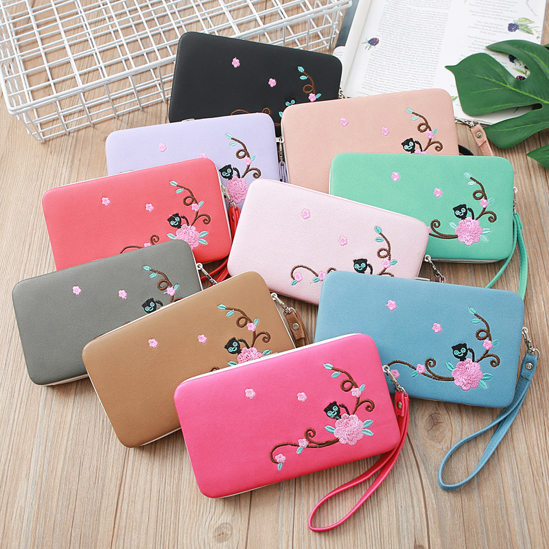 Women's Solid Color Pu Leather Magnetic Buckle Wallets display picture 1