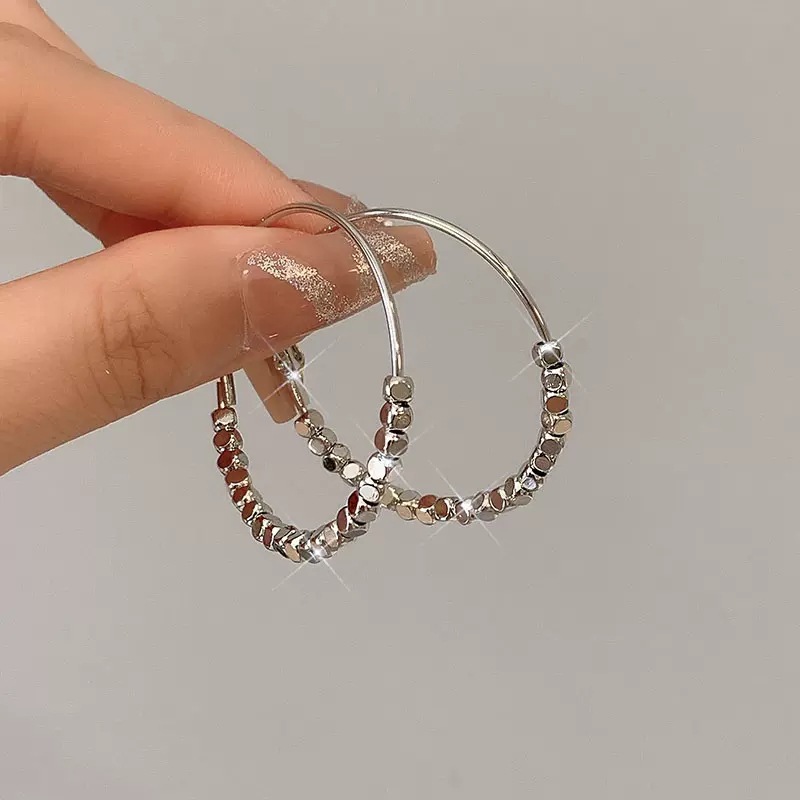 12g Weight Hoop Earrings Classification 1 Pair Quantity Daily Occasion Metal Material 1 Pair Simple Style Round Plating Metal Hoop Earrings