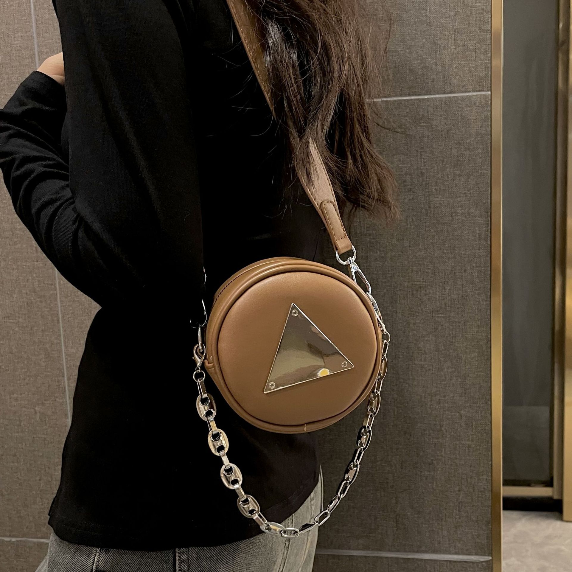 NEW Round Messenger Chain Bag Women Creative Leather Shoulder