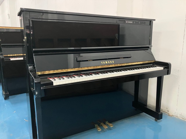 YAMAHA piano, automatic, for home use, upright, second-hand, imported from Japan