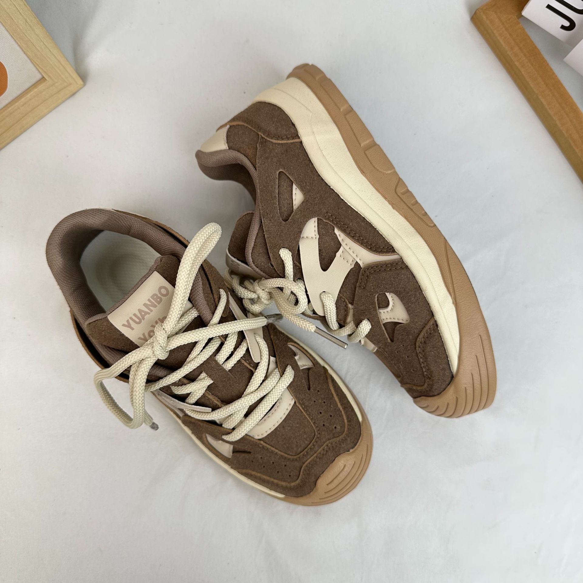 Meilad retro versátil zapatos de entrenamiento alemán zapatos de mujer otoño 2024 nuevo cordón zapatos de plancha gruesa zapatos deportivos casuales