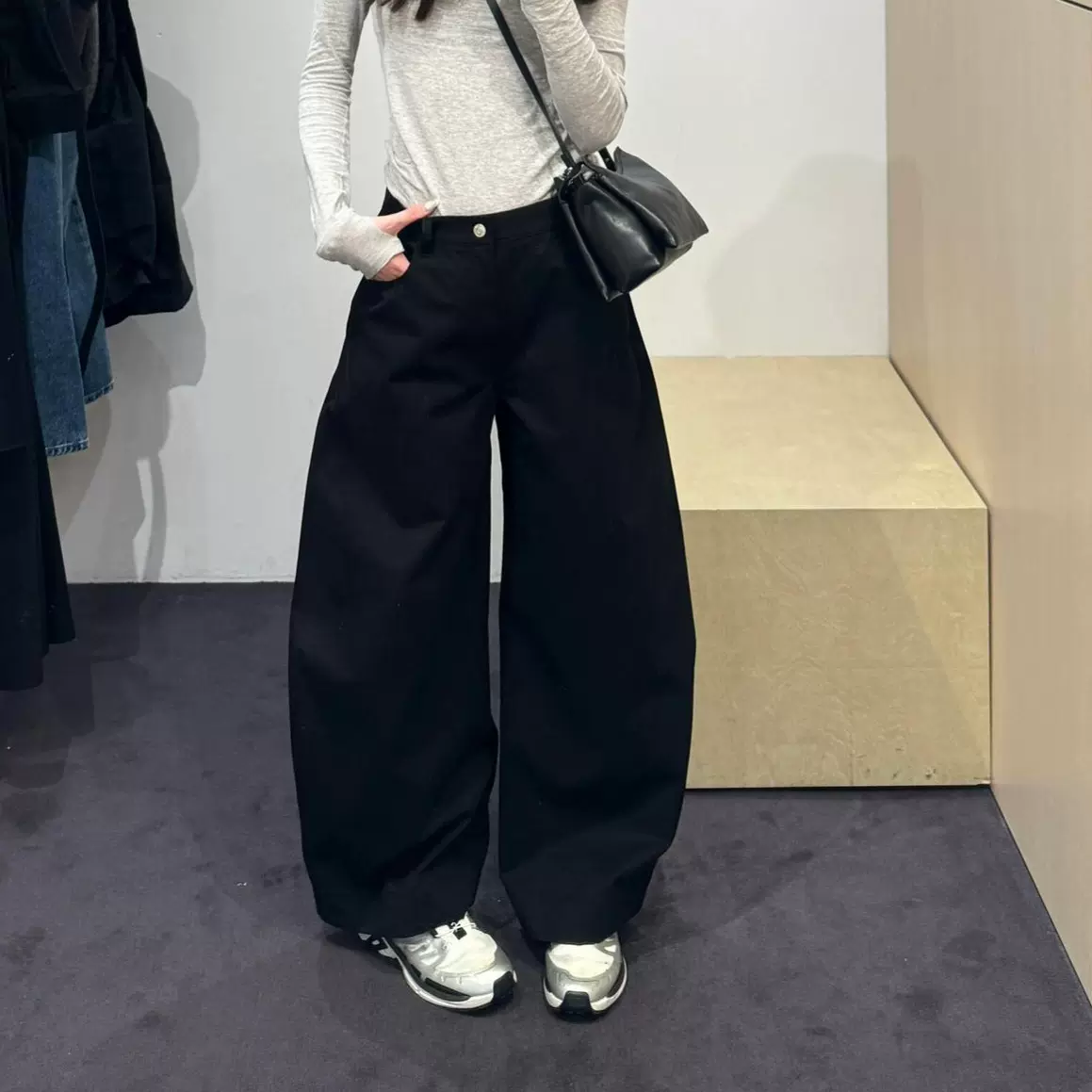 C家女装 标准版型桶形解构弧形长裤黑色休闲裤25春夏新1240129003