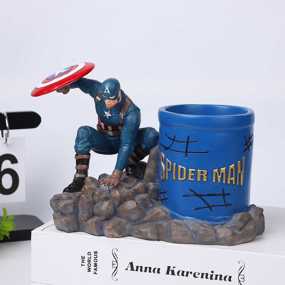 Regalo del día del niño Artesanía de resina Mbappesi C Luo Adornos Portalápices de fútbol Papelería