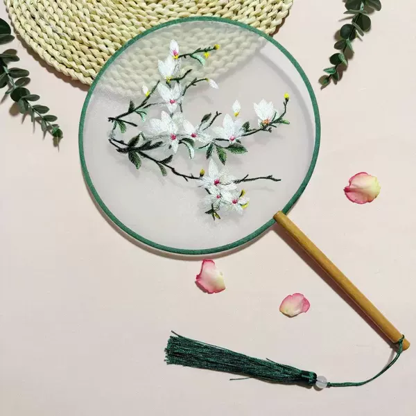 White magnolia