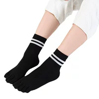 Factory Direct носки с пятью пальцами, женские хлопковые осенне-зимние дышащие носки до середины икры с носками на пятке, впитывающие пот полосатые носки с носком