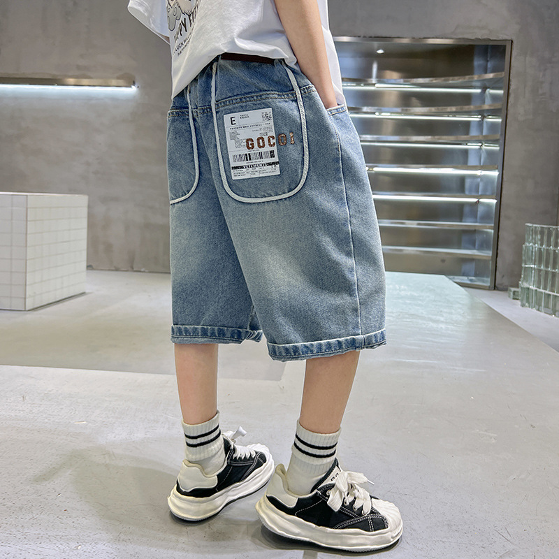 Children's denim shorts for boys, summer 2024 new style, suitable for medium and large children, boy's trendy cool single-color 5-inch pants