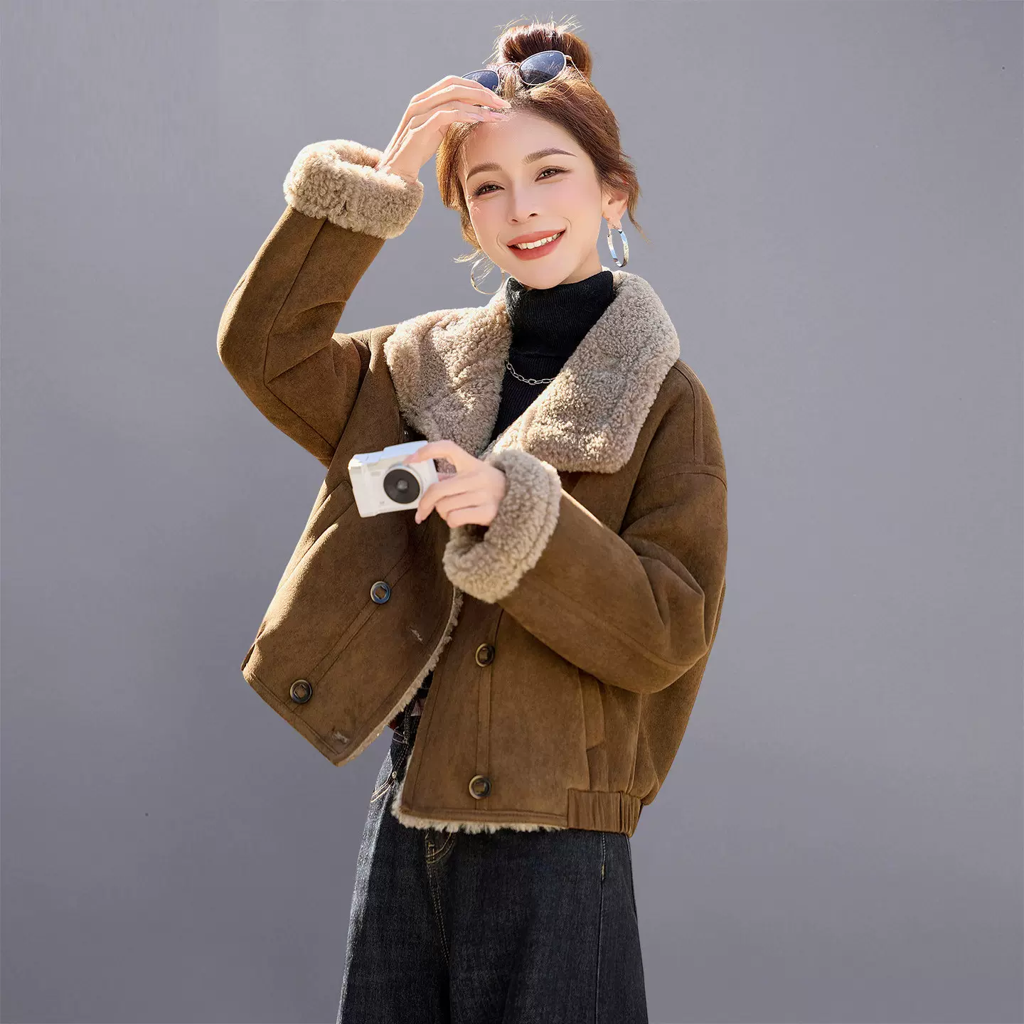 加绒加厚麂皮绒外套女冬短款2025新款保暖皮毛一体羊羔毛夹克上衣