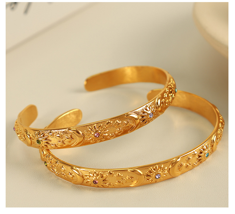 0.03µm-0.05µm Gold Plating Thickness PVD Coated Real Gold Plated Sun Moon Titanium Steel Retro Simple Style Waterproof Non Tarnish Titanium Steel Bangle
