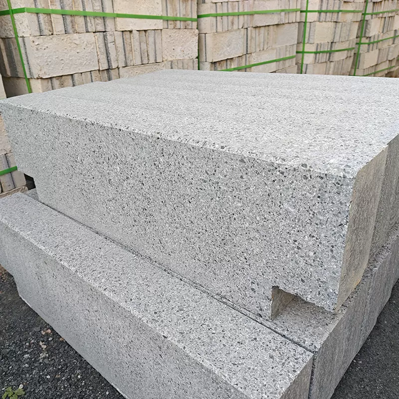 PC仿石砖路缘石 路边石 仿石路沿石芝麻灰混凝土路缘石异形路沿石