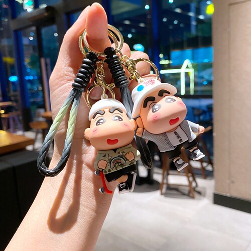 Cross-border Japanese manga Crayon Shin-chan key chain, cute and ever-changing Shin-chan car key chain pendant, stall selling gifts