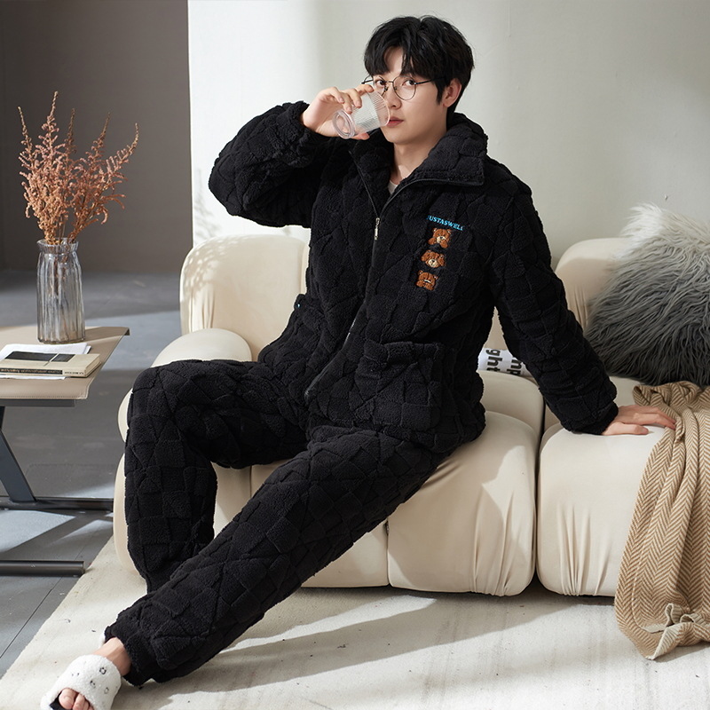 Pijamas de hombre de invierno de los hombres de lana de coral de tres capas acolchado forrado de lana engrosada Otoño e Invierno guapo homewear invierno