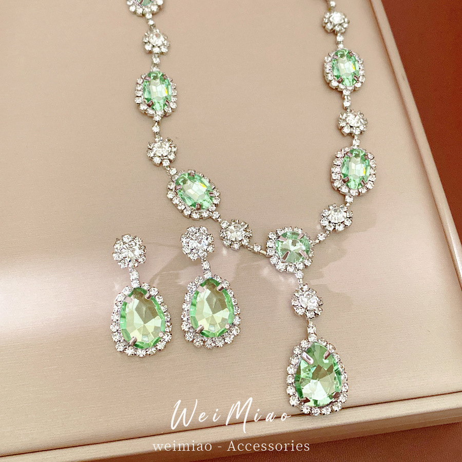 Palacio de diamantes de gota de agua oval collar de pernos de orejas ligero lujo de alta sensación cadena de clavícula temperamento conjunto de joyas mujeres image 1
