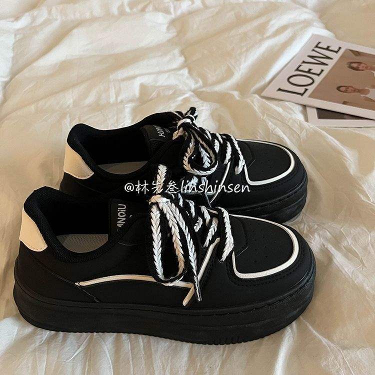 小黑鞋子女春秋2025新款显小百搭休闲鞋韩版厚底增高板鞋ins潮鞋