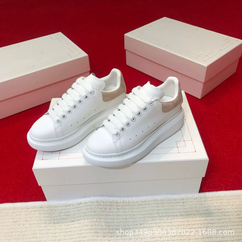 2025 обувь, увеличивающая рост, туфли Putian на толстой подошве, чистые оригинальные белые туфли McQueen, мужские и женские классические повседневные кроссовки для пар, серия