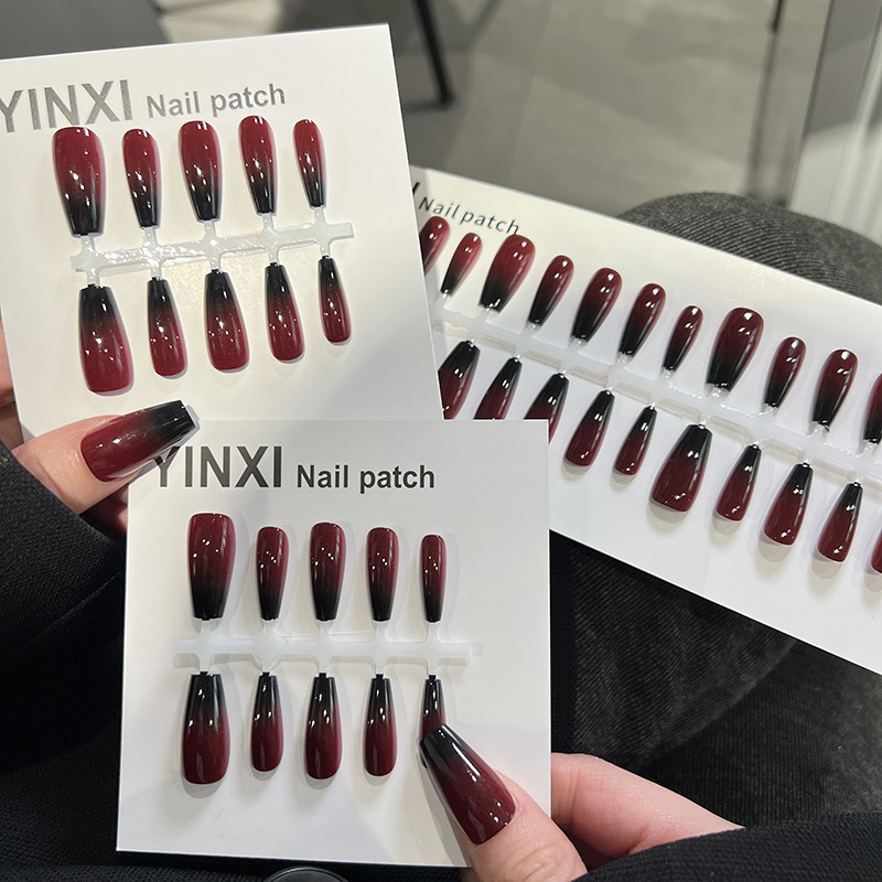 プレハブの黒い赤いグラデーションの逸品の服装式の爪のギャルの長い台形の新型のネットの赤い吟希の偽の爪のパッチ|undefined