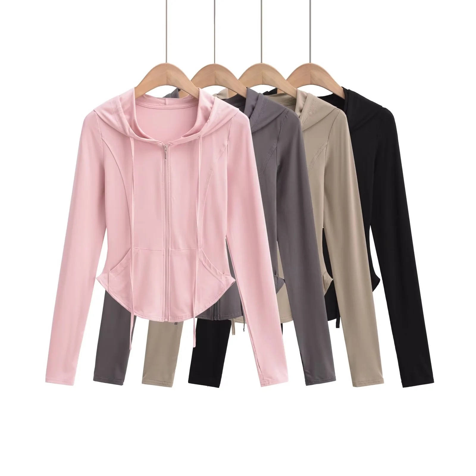 Fashionable sweatshirt with hood