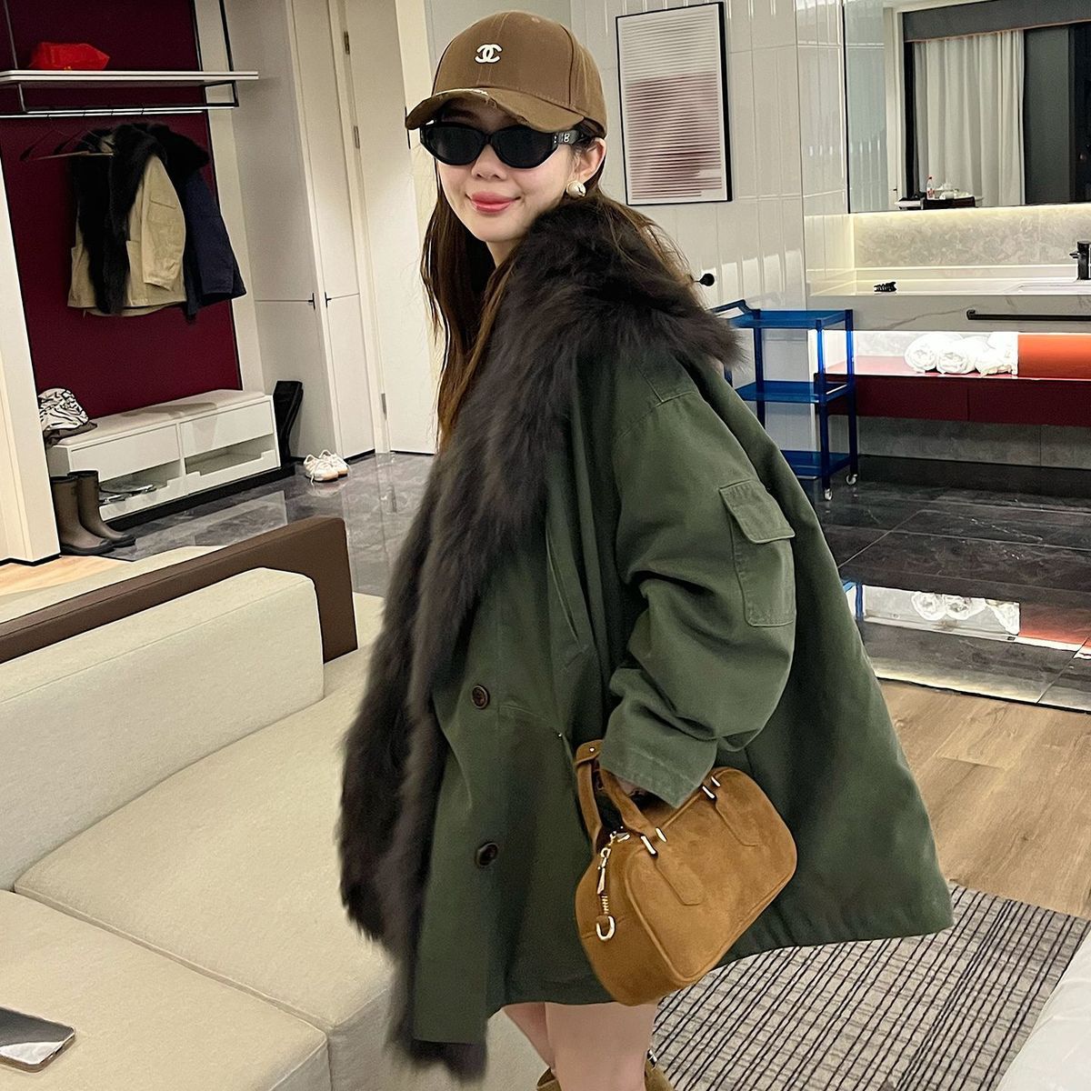 2025仿狐狸毛车条大毛领皮草绒服女新款派克羽绒棉服中长款