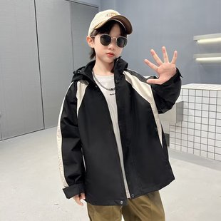 Boys' Korean Style Simple Jacket Autumn 2023 New Baby's Western Style Contrast Color Stitching Rusher Hooded Loose Trendy