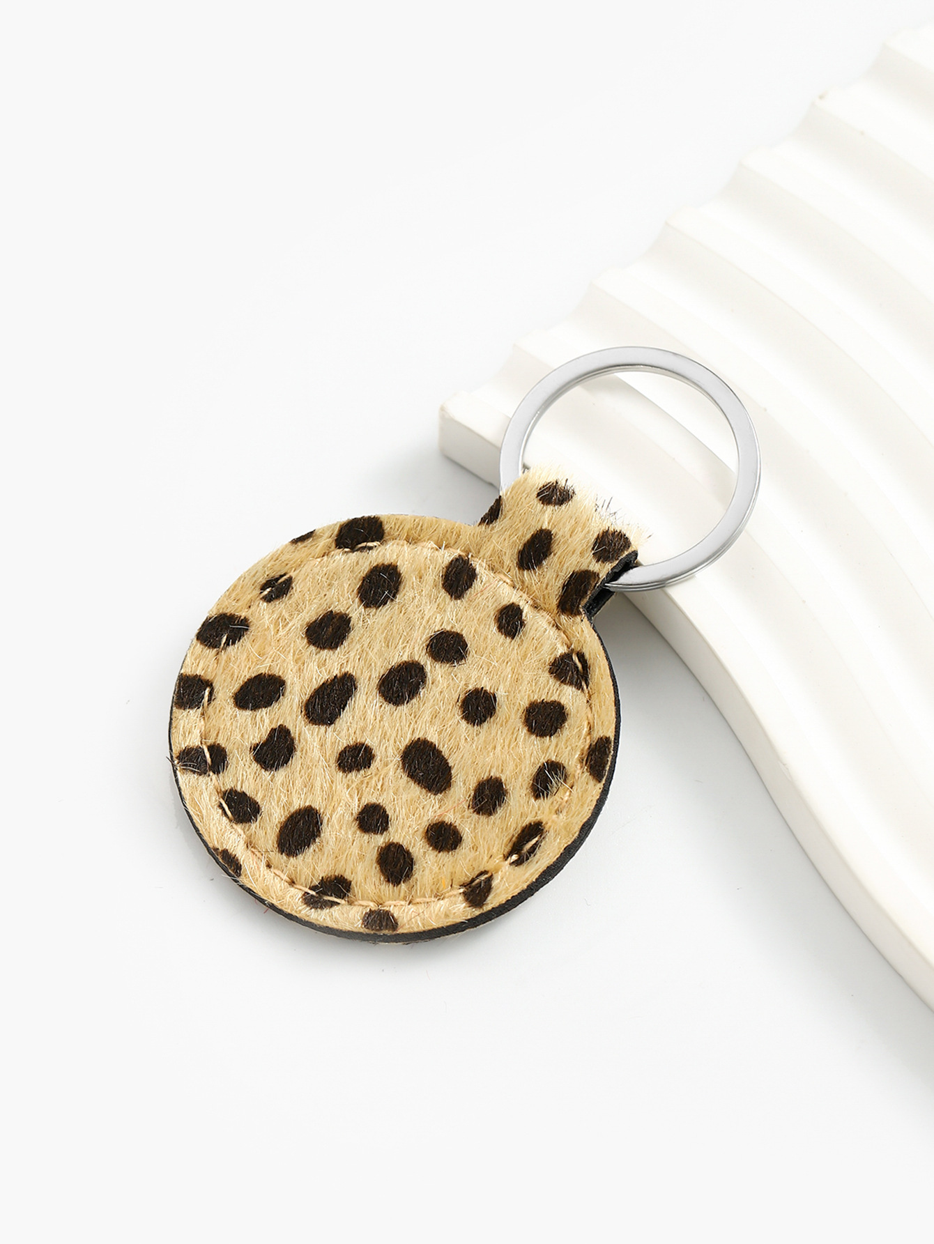 12g Weight Keychain Classification 1 Piece Quantity Daily Occasion PU Material Leopard Pattern Unisex Gender Casual Style Casual Leopard PU Unisex Keychain 6
