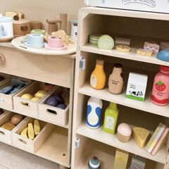 子供のまごとの木のロールプレイはゲームの瓶の缶の飲み物の食品セットの調味料のおもちゃを販売します。