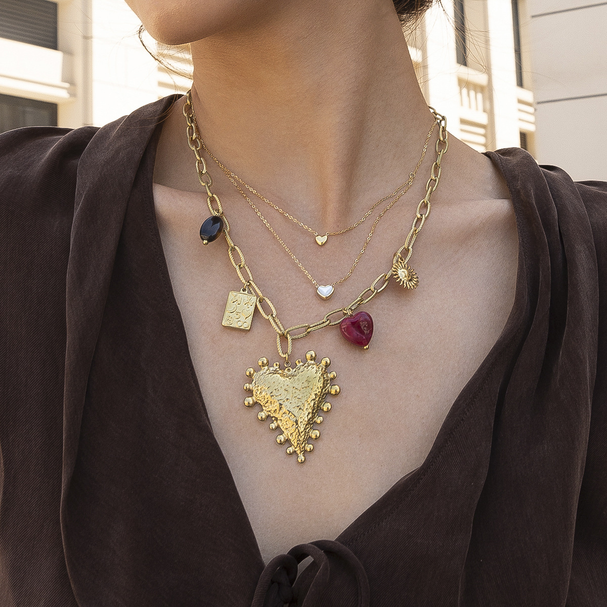Collar de acero inoxidable de la UE y los Estados Unidos, lujo ligero, nicho universal, moda, amor, collar de zircon, joyería no desvanecida para mujeres