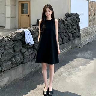 法式宽松气质独特漂亮无袖连衣裙子女2026夏季新款穿搭简约短裙