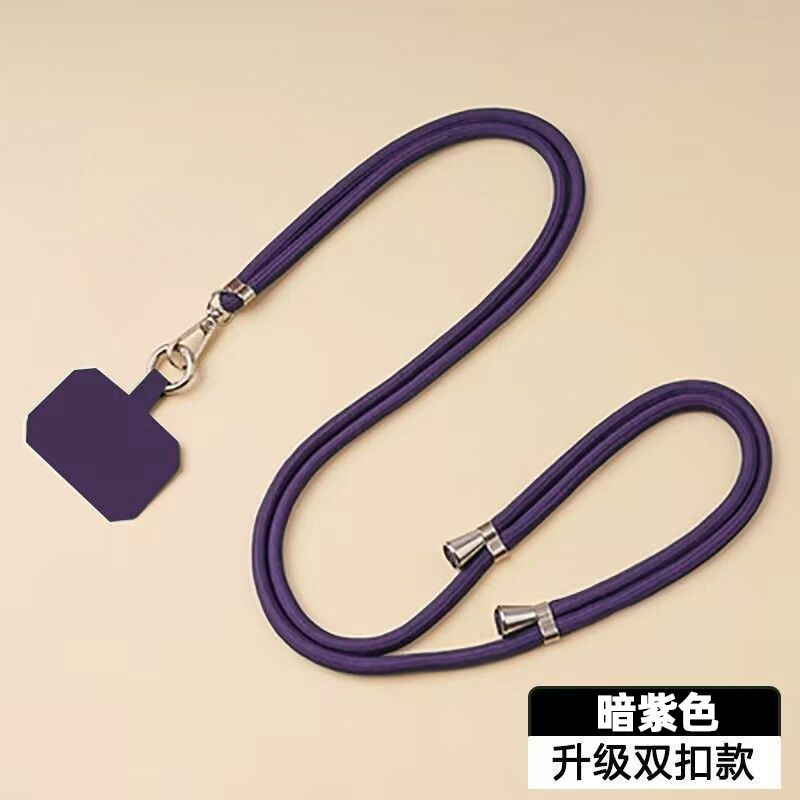 携帯電話のストラップは首のストラップを掛けます。|undefined